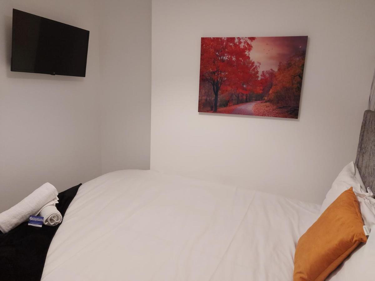 4 Eyre Square Lane Apartment Голуей Екстериор снимка